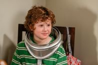 Modern Family – Nolan Gould (Luke Dunphy).