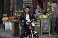 How I Met Your Mother – Während Ted und Victoria einen Wendepunkt in ihrer Beziehung erreichen, hat Nick (Michael Trucco) seine eigene Koch-Show bekommen ...