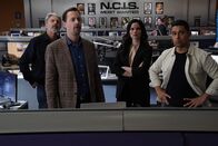 Navy CIS – (v.l.n.r.) Alden Parker (Gary Cole); Timothy McGee (Sean Murray); Jessica Knight (Katrina Law); Nick Torres (Wilmer Valderrama)