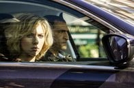 Lucy – Lucy (Scarlett Johansson), Pierre Del Rio (Amr Waked).