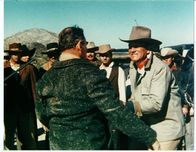 MacLintock – George Washington 'G.W.' McLintock (John Wayne, vorne, r.)