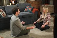 Mom – In seinem Leben ist Brad (Bret Harrison, l.) mit sich selbst im Einklang und probiert dieses Gefühl nun auch an seine Freundin Christy (Anna Faris, r.) weiterzugeben ...