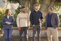 Bless This Mess – (v.l.n.r.) Kay Bowman (Lennon Parham); Brandon (Langston Kerman); Mike (Dax Shepard); Pastor Paul (Geoffrey Owens)