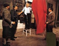 Der Bockerer – Karl Bockerer (Karl Merkatz, mi.), Hatzinger (Alfred Böhm, re.).