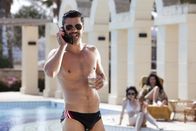 The Devil's Double – Der Erstgeborene des irakischen Diktators Saddam Hussein, Uday (Dominic Cooper), ist nicht gerade zimperlich, wenn es darum geht, sich Feinde zu machen. Nun soll ein Doppelgänger ihn in kritischen Momenten vertreten. Seine Wahl fällt auf den Soldaten Latif ...