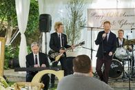 Modern Family – Mitchell (Jesse Tyler Ferguson)
