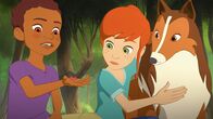 Lassie – Harvey und Zoé fragen sich, was es mit den unbekannten Samen auf sich hat, die Lassie am Wasserfall gefunden hat.
