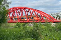 Mit dem Zug ... – Mit der Bahn unterwegs: die Brücke über den Emajõgi ("Mutterfluss"), den wichtigsten Wasserweg Estlands