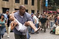 8 Blickwinkel – Forest Whitaker (Howard Lewis).