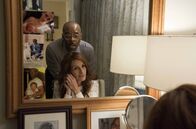 Ben is Back – Neal (Courtney B. Vance) warnt seine Frau Holly (Julia Roberts), steht aber hinter ihrer Entscheidung.