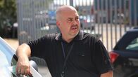 Die Zwangsvollstrecker – Two bailiffs from the British High Court are supposed to collect debts from a businessman in a wealthy area. The man runs a technology company and is apparently in a liquidity crisis.