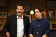 It's Always Sunny in Philadelphia – Andy (Andy Buckley, l.);Dennis Reynolds (Glenn Howerton, r.)
