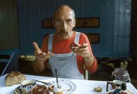 Löwenzahn Classics – Peter Lustig beim Frühstück mit seiner selbstgemachten Marmelade.