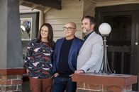 Unser Traumhaus: Umzug oder Umbau? – (v.l.n.r.) Amanda; Neale Whitaker; Mark