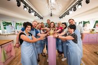 Das große Backen – (v.l.n.r.) Anja; Raheem; Christa; Nina; Raiko; Stefanie; Dörte; Caterina; Christian; Anje