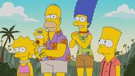 Die Simpsons – "Die Simpsons", "Planet im Nebel." Laut Reiseführer sollte man Fogburyport vor seinem Tod unbedingt besucht haben. Die Simpsons freuen sich auf den Ausflug an jenen Ort, wo die sagenhaft köstliche grüne Muschelsuppe zubereitet wird. Als das Monster Cthulhu auftaucht und die Simpsons zu verschlingen droht, entpuppt sich das Traumziel als Alptraum. Homer tritt gegen das Ungeheuer im Auster-Wettessen an, um das Leben seiner Familie zu retten. Mr. Burns ist indes beschäftigt, ein Themen-Altersheim ŕ la Jurassic Park zu eröffnen.
