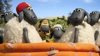 Shaun das Schaf – Centre Bitzer, the sheepdog, and lamb Shaun