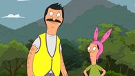 Bob's Burgers – Bob (l.) beaufsichtigt eine Klassenfahrt zum Museum und versteht sich gut mit seiner Tochter Louise (r.), während Gene und seine Gang auf der Suche nach ganz besonderen Ausstellungsstücken sind ...