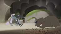 Wolf – Wolfine hilft Wolf dabei, mutig zu sein.