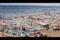 Städte am Meer – Der Fischmarkt im Bezirk Yoff ist der größte in Dakar und befindet sich direkt am Strand.