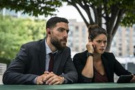FBI: Special Crime Unit – Omar Adom Zidan (Zeeko Zaki, l.); Maggie Bell (Missy Peregrym, r.)