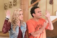 The Goldbergs – AJ Michalka (Lainey Lewis), Troy Gentile (Barry Goldberg).