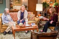 Mom – Lois Smith (Clairem), Kristen Johnston (Tammy), Allison Janney (Bonnie).