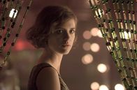 Babylon Berlin – Charlotte Ritter (Liv Lisa Fries) im Moka Efti