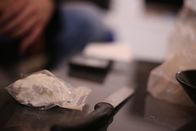 Drogen im Visier – AMSTERDAM - Kokain und ein Messer.
