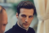 Der Stellvertreter – Riccardo Fontana (Mathieu Kassovitz, re.) und Kurt Gerstein (Ulrich Tukur, li.) wollen den Vatikan davon überzeugen, dass die Vernichtung der Juden öffentlich gemacht werden muss.Zur ARTE-Sendung Der Stellvertrete Riccardo Fontana (Mathieu Kassovitz, re.) und Kurt Gerstein (Ulrich Tukur, li.) wollen den Vatikan davon ĂĽberzeugen, dass die Vernichtung der Juden Ă¶ffentlich gemacht werden muss. Â