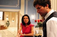 Sturm der Liebe – Doris (Simone Ritscher, l.); Konstantin (Moritz Tittel, r.)