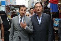 Kebab extra scharf – Mustafa (Tim Seyfi), Johann (Andreas Vitásek).