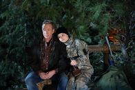 Last Man Standing – Mike Baxter (Tim Allen, l.); Eve Baxter (Kaitlyn Dever, r.)