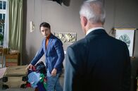 Sturm der Liebe – Werner (Dirk Galuba, r.) warnt Robert (Lorenzo Patané, l.) vor einer unüberlegten Handlung.