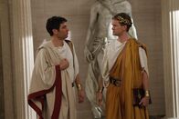 How I Met Your Mother – Der Bro-Eid geht bis zu Julius Caesar zurück: Barney (Neil Patrick Harris, r.) und Ted (Josh Radnor, l.) ...