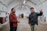 rec. – rec. Faszination Bunker – Das Zweitleben der Schweizer Militäranlagen «rec.»-Reporter Robin Pickis zusammen mit Bunkerbesitzer Erich Breitenmoser