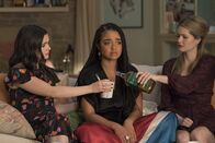 The Bold Type – v.l.n.r.) Jane Sloan (Katie Stevens); Kat Edison (Aisha Dee); Sutton Brady (Meghann Fahy)