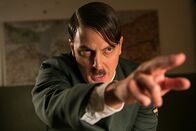 Sketch History - Neues von gestern – Holger Stockhaus als Hitler.