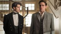 Grand Hotel – Andrés (Llorenç González, l) und Julio (Yon González, r)