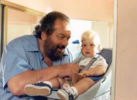 Wenn man vom Teufel spricht... – Bull Webster (Bud Spencer, l.)