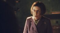 Navy CIS: L.A. – Schickt ihre Leute auf eine gefährliche Mission nach Afghanistan, um Kensi aus den Händen der Taliban zu befreien: Hetty (Linda Hunt) ...