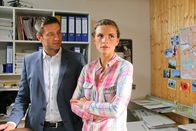 Die Rosenheim-Cops – L-R: Sven Hansen (Igor Jeftic) and Yvonne Brand (Martyna Eder).