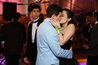 The Goldbergs – Geoff Schwartz (Sam Lerner, l.); Erica Goldberg (Hayley Orrantia, r.)