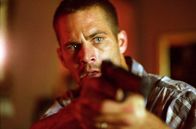 Running Scared - Renn oder stirb – Im Visier von regulären Cops und korrupten Cops, einem verwöhnten Mafiazögling und einem eiskalten russischen Untergrundzaren: Joey (Paul Walker) ...