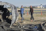 Navy CIS: L.A. – Als ein Privatjet abstürzt, beginnen Sam (LL Cool J, r.) und Callen (Chris O'Donnell, l.) mit den Ermittlungen, um herauszufinden, wer oder was dahintersteckt ...