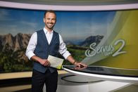 Servus um 2 – Gerald Schober posiert für ein Foto