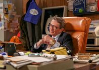 Modern Family – Martin Short (Merv Schechter).