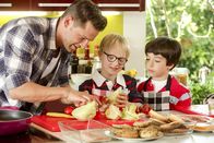 Schmatzo – Alexander Kumptner mit David und Noah.