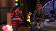 iCarly – L-R: Freddie Benson (Nathan Kress), Jake Krandle (Austin Butler)