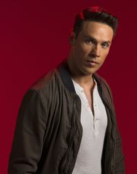 Lucifer – Dan (Kevin Alejandro)